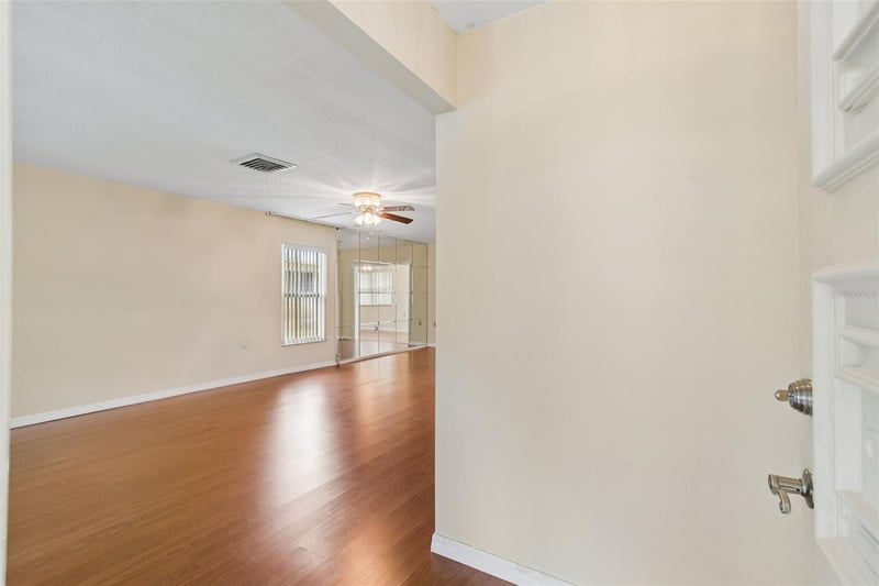 8105 Casuarina Dr, Port Richey, FL 34668