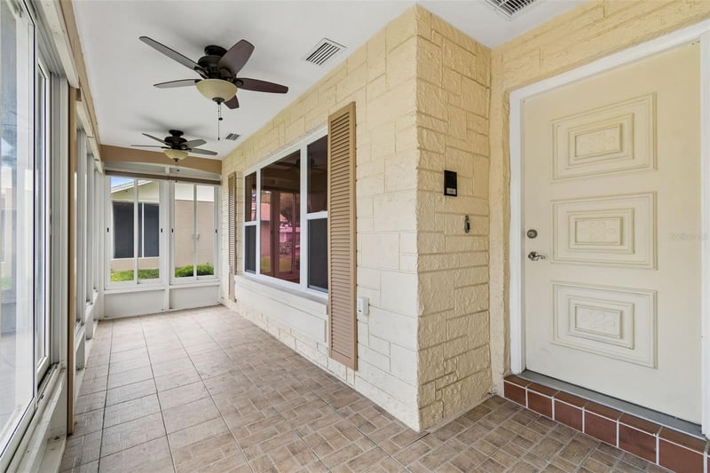 8105 Casuarina Dr, Port Richey, FL 34668
