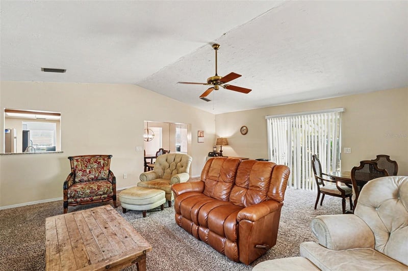 3315 Las Brisas Dr, Riverview, FL 33578