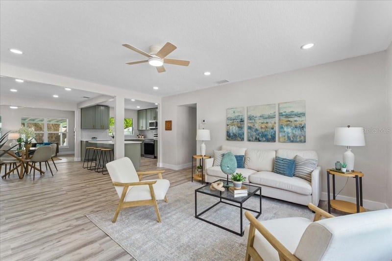 2530 Diana St, Tampa, FL 33614