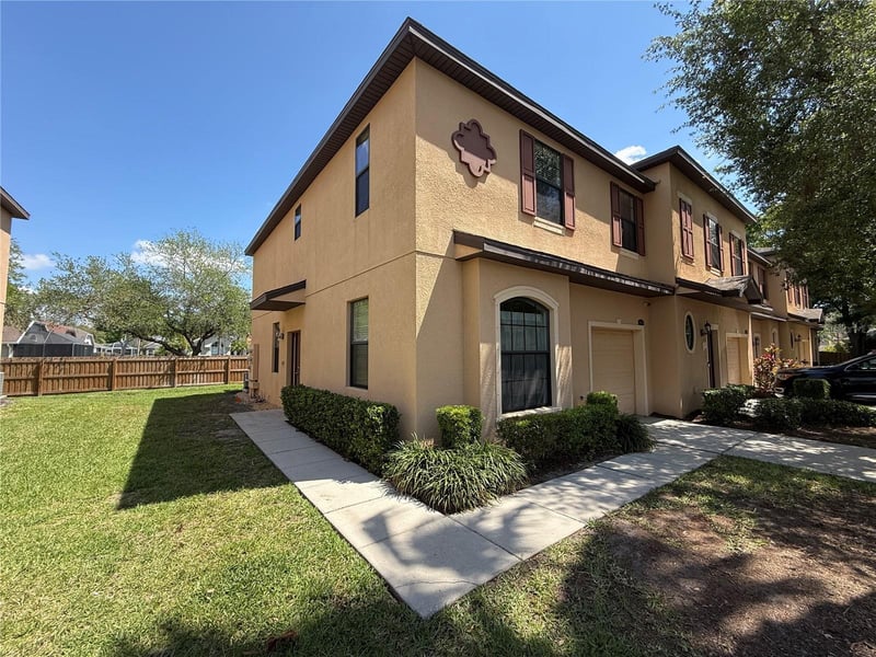 10243 Villa Palazzo Ct, Tampa, FL 33615