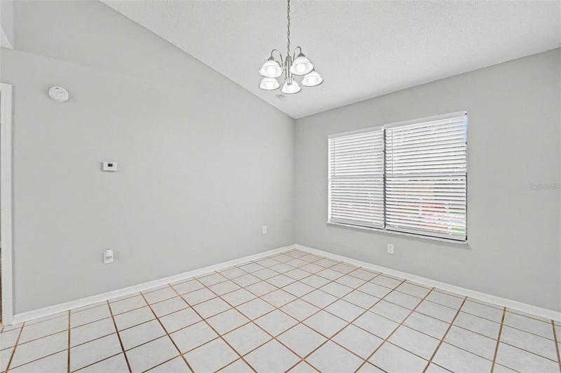 38820 Berta Dr, Zephyrhills, FL 33540