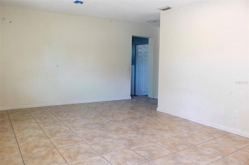 1610 2nd St, Ruskin, FL 33570