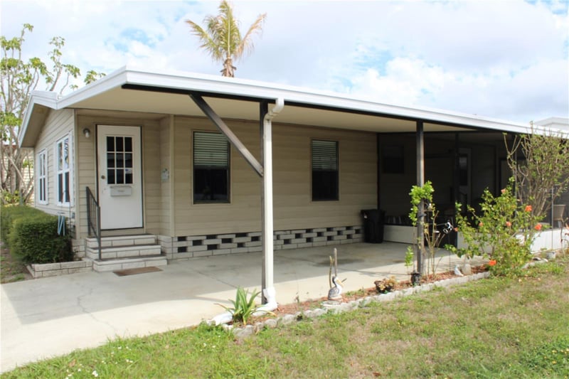 6807 Mount Pleasant Rd #51, St Petersburg, FL 33702