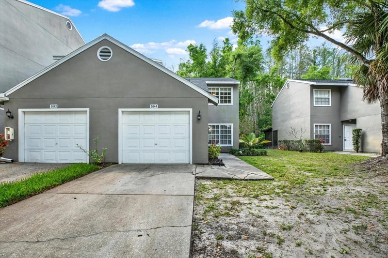 5844 Red Cedar Ln, Tampa, FL 33625