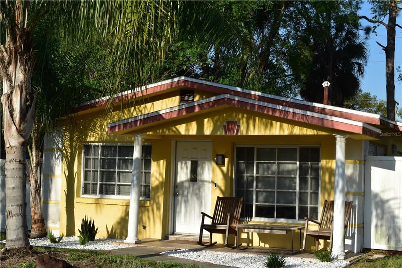 10004 23rd St, Tampa, FL 33612