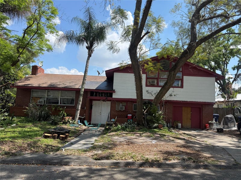 8009 13th St, Tampa, FL 33604