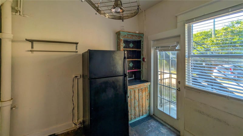 610 4th Ave, St Petersburg, FL 33701