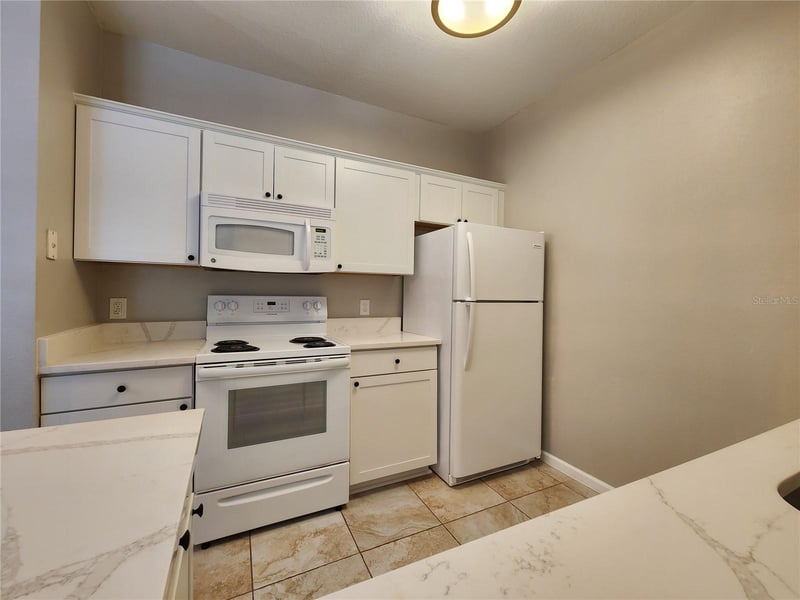 4802 51st St #1421, Bradenton, FL 34210