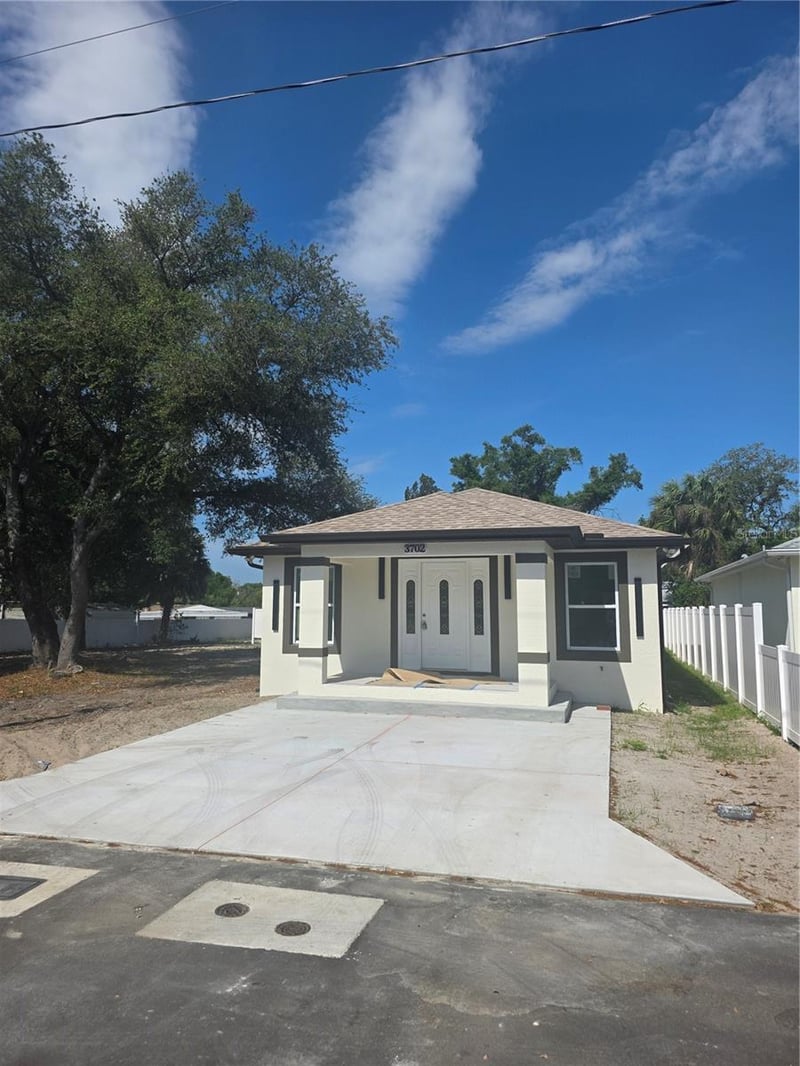 3702 Smith St, Tampa, FL 33619
