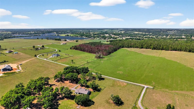 Hilltop Horizons Pl, Dade City, FL 33523