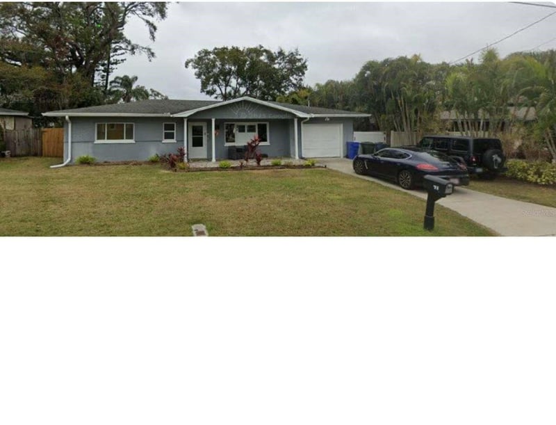 1976 Summit Dr, Dunedin, FL 34698