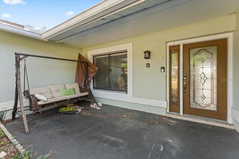 905 Stratford Manor Dr, Brandon, FL 33510