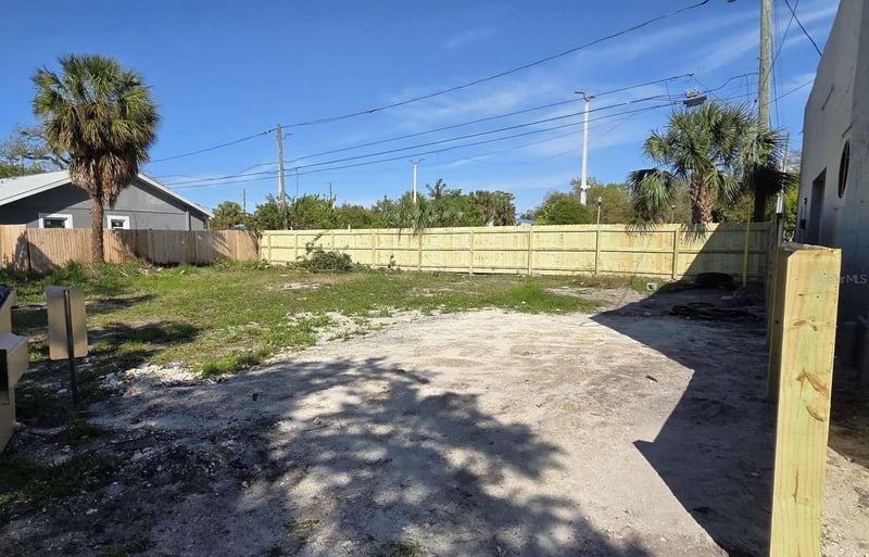 1754 Prescott St, St Petersburg, FL 33712