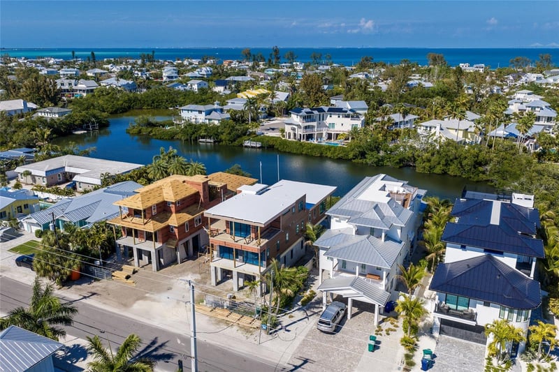 406 Shore Dr, Anna Maria, FL 34216