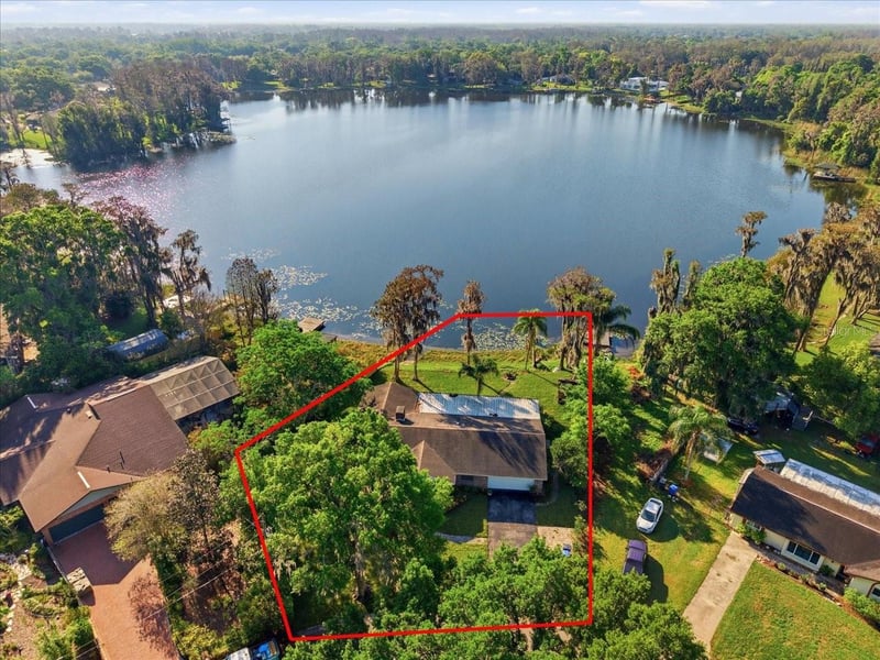 700 Druid Way, Lutz, FL 33548