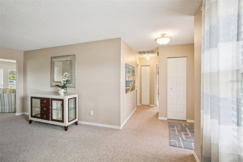 504 Lime Tree Ct, Sun City Center, FL 33573