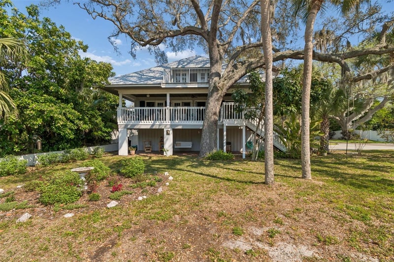 600 Mayo St, Crystal Beach, FL 34681