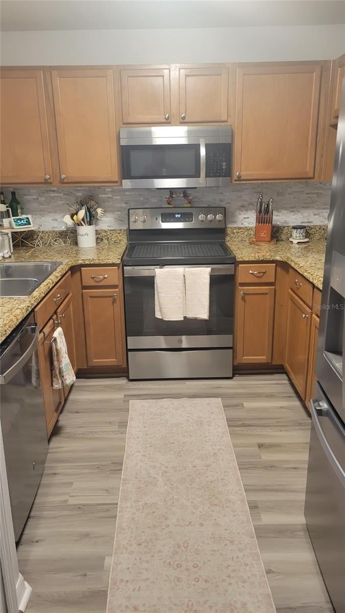 6255 Timberly Ln, Zephyrhills, FL 33542