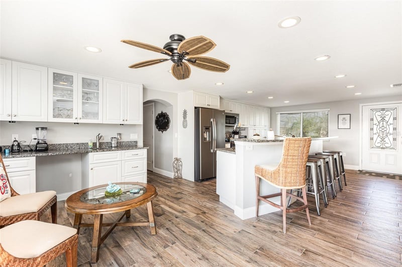 3811 101st St, Bradenton, FL 34210