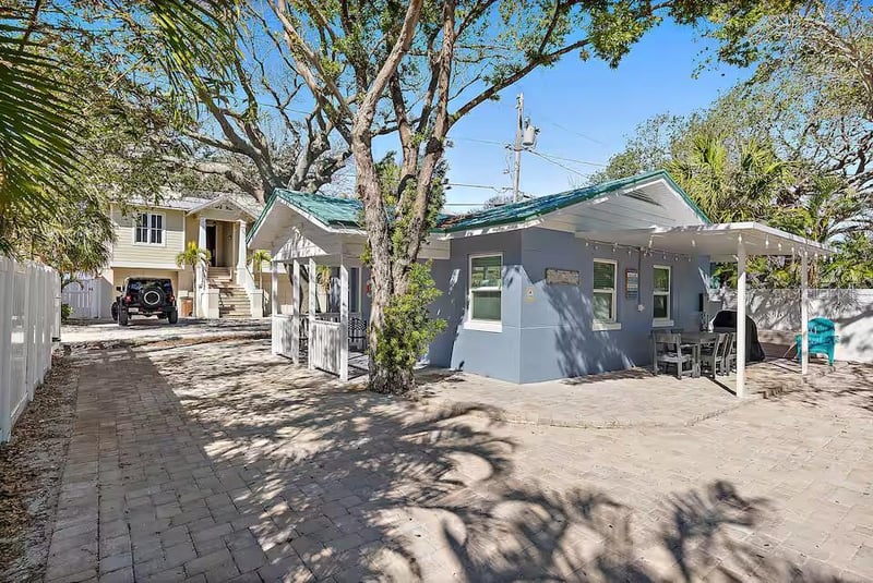 724 Gulf Blvd, Indian Rocks Beach, FL 33785