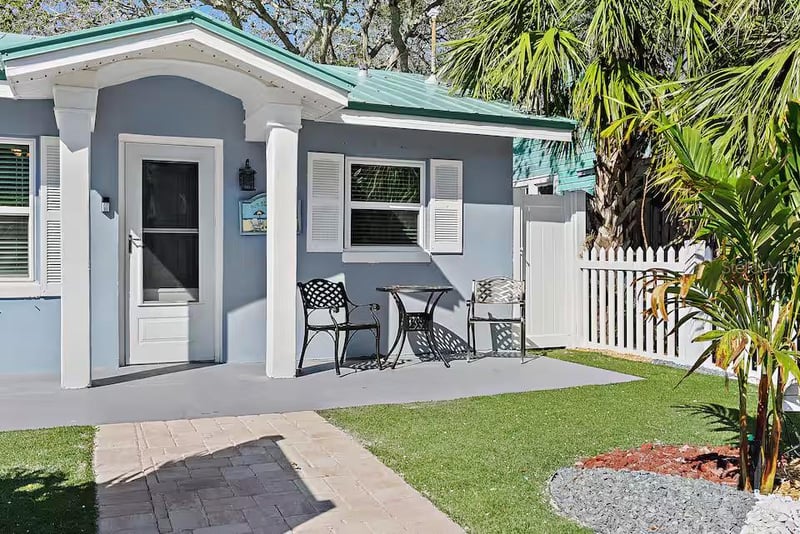 724 Gulf Blvd, Indian Rocks Beach, FL 33785