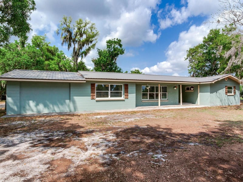 9819 Allen Rd, Lithia, FL 33547