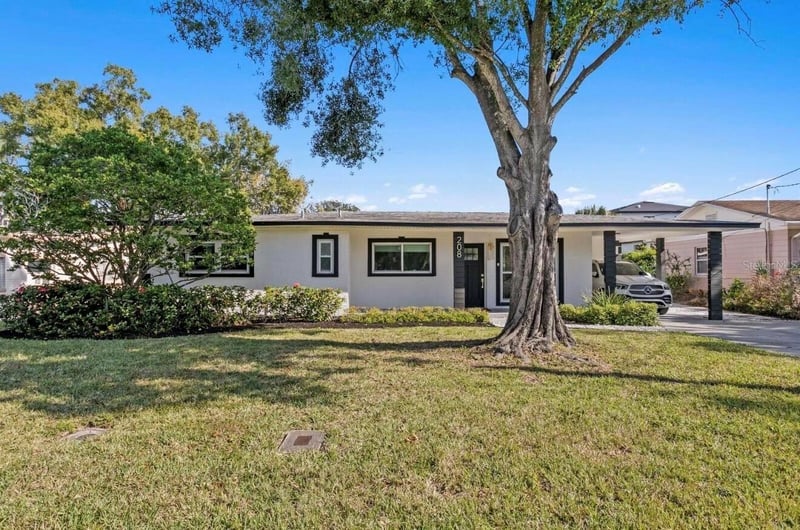208 Ward St, Tampa, FL 33609