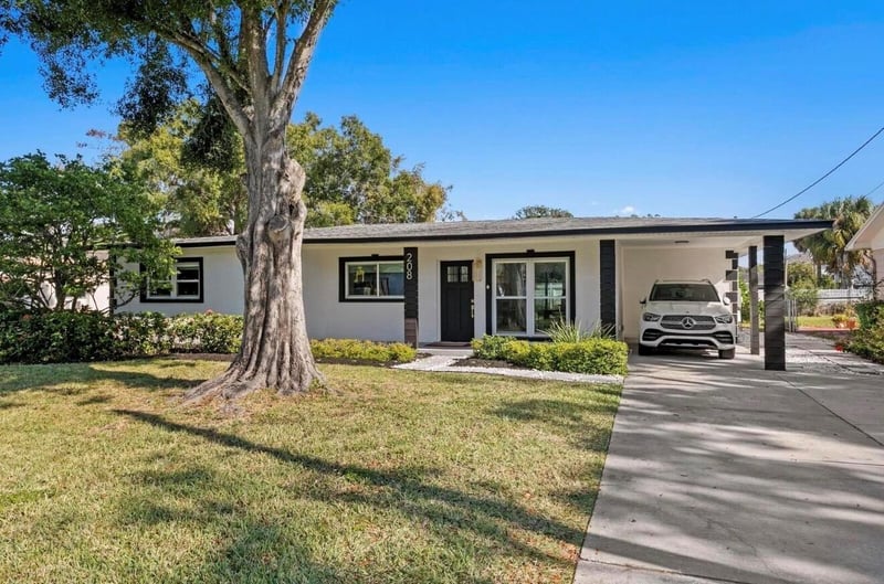 208 Ward St, Tampa, FL 33609