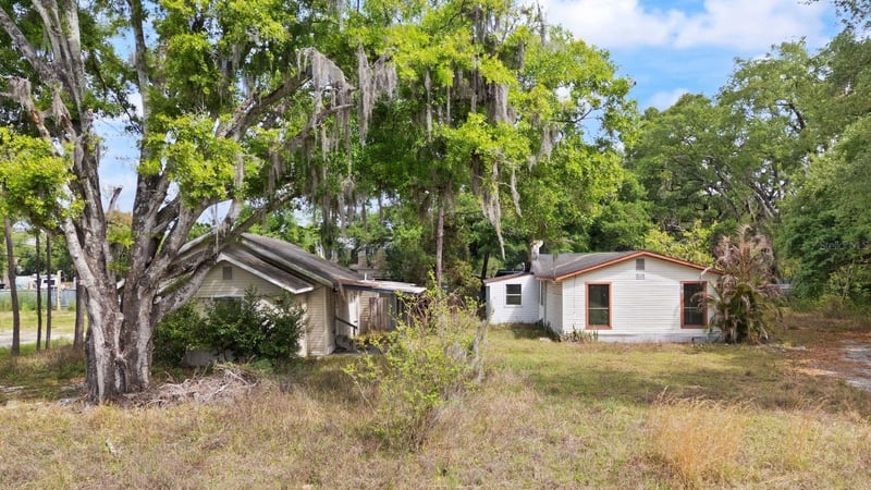 6808 New York Dr, Tampa, FL 33619
