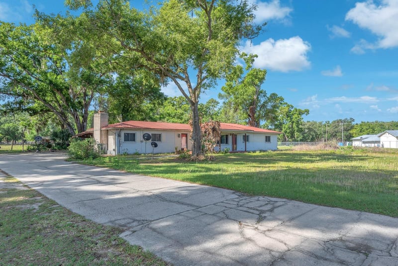 4711 Sam Allen Rd, Plant City, FL 33565