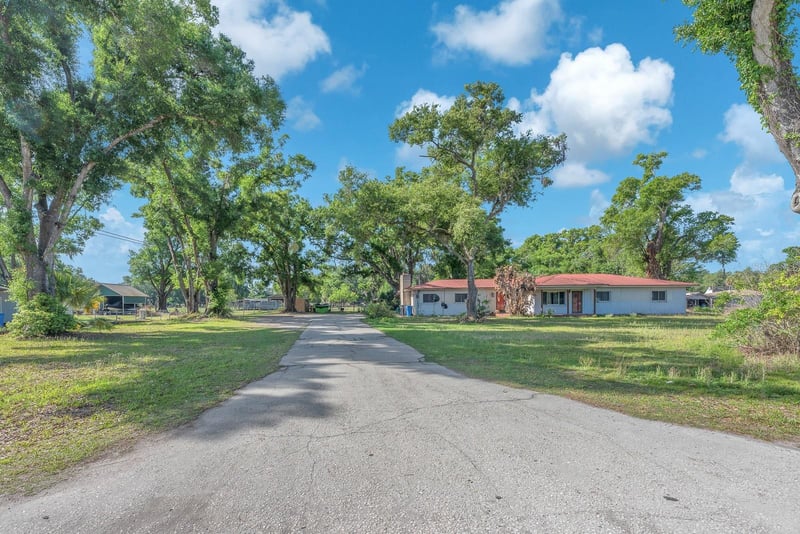 4711 Sam Allen Rd, Plant City, FL 33565