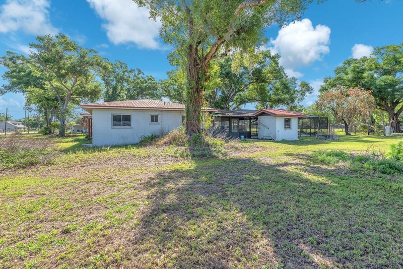 4711 Sam Allen Rd, Plant City, FL 33565