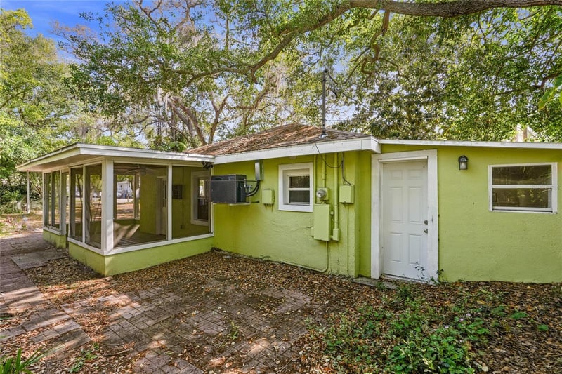 619 Beverly Ave, Largo, FL 33770
