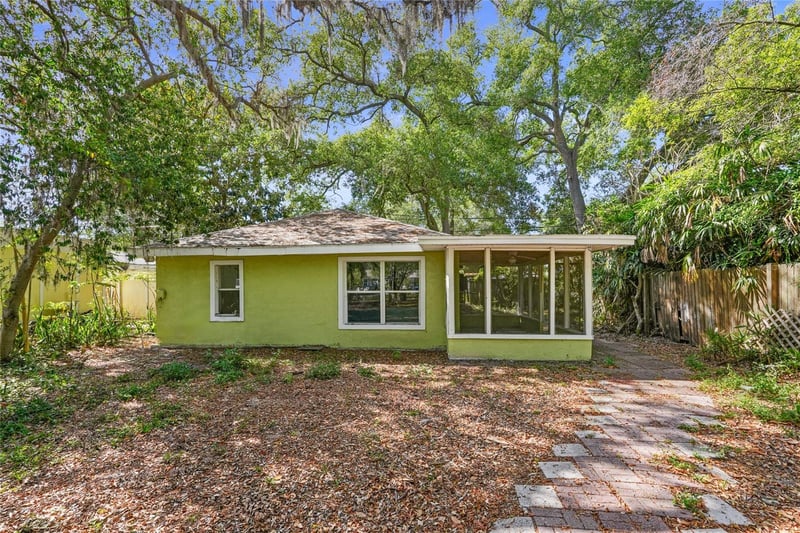 619 Beverly Ave, Largo, FL 33770