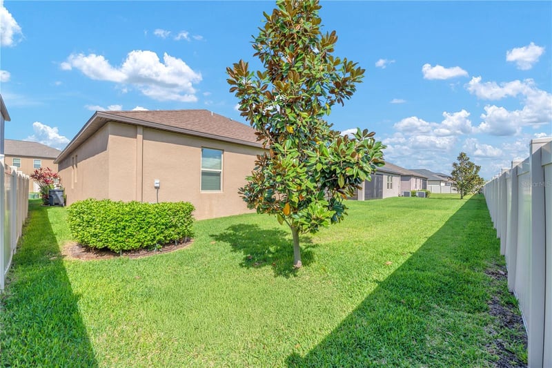 13932 Painted Bunting Ln, Riverview, FL 33579
