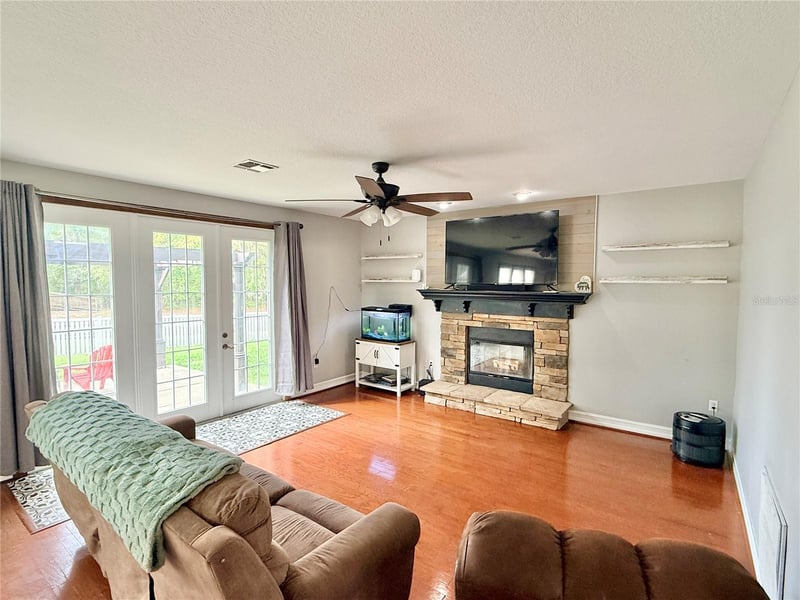 34834 Redding Ln, Zephyrhills, FL 33541