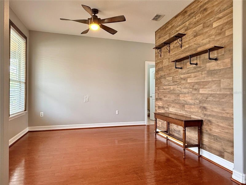 34834 Redding Ln, Zephyrhills, FL 33541
