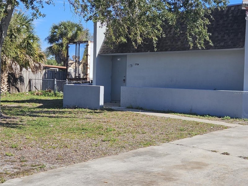 1754 Solar Dr, Holiday, FL 34691