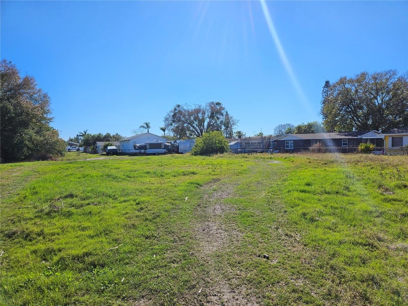 1754 Solar Dr, Holiday, FL 34691