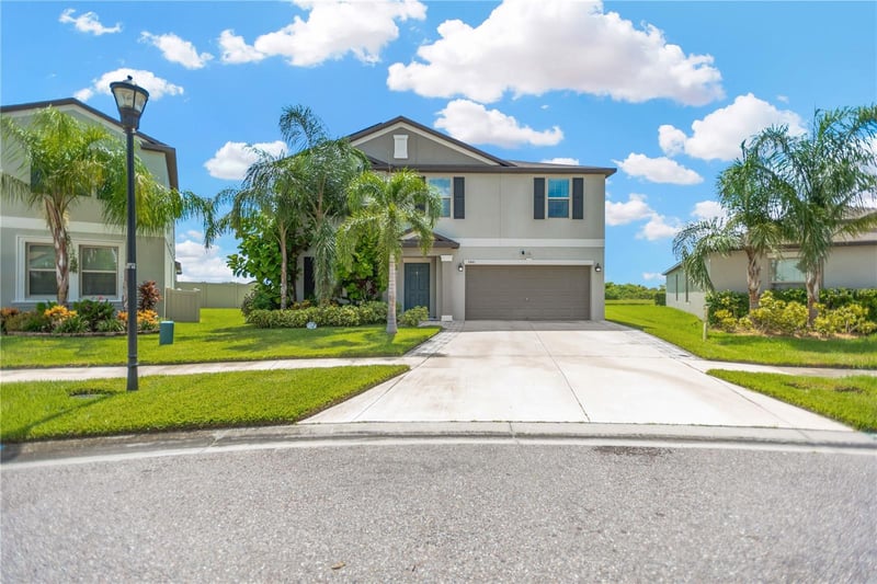5441 Rainwood Meadows Dr, Apollo Beach, FL 33572
