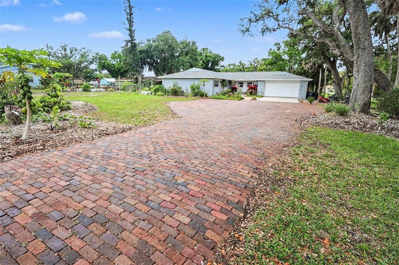 1713 14th Ave, Palmetto, FL 34221