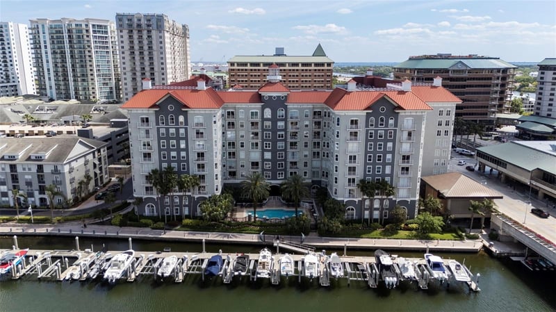 700 Harbour Island Blvd #813, Tampa, FL 33602