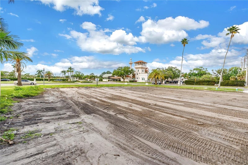515 Snell Isle Blvd, St Petersburg, FL 33704