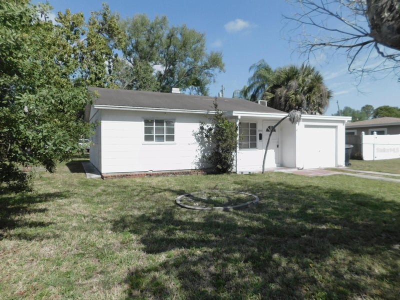6810 13th St, St Petersburg, FL 33702
