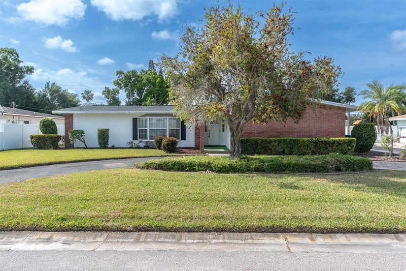 5511 10th Avenue Dr, Bradenton, FL 34209