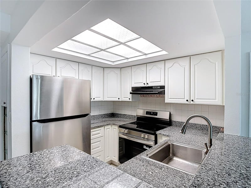 5111 Amulet Dr #105, New Port Richey, FL 34652