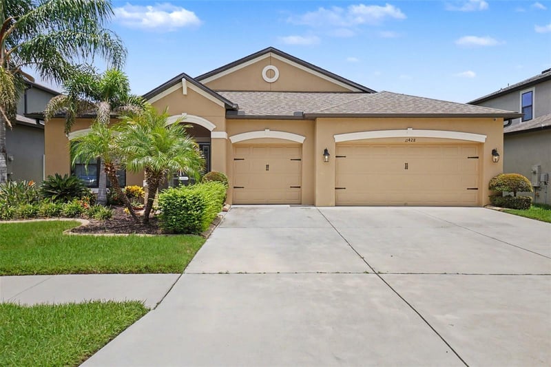 11428 Carlton Fields Dr, Riverview, FL 33579