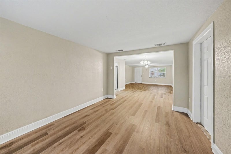 9141 Crabtree Ln, Port Richey, FL 34668