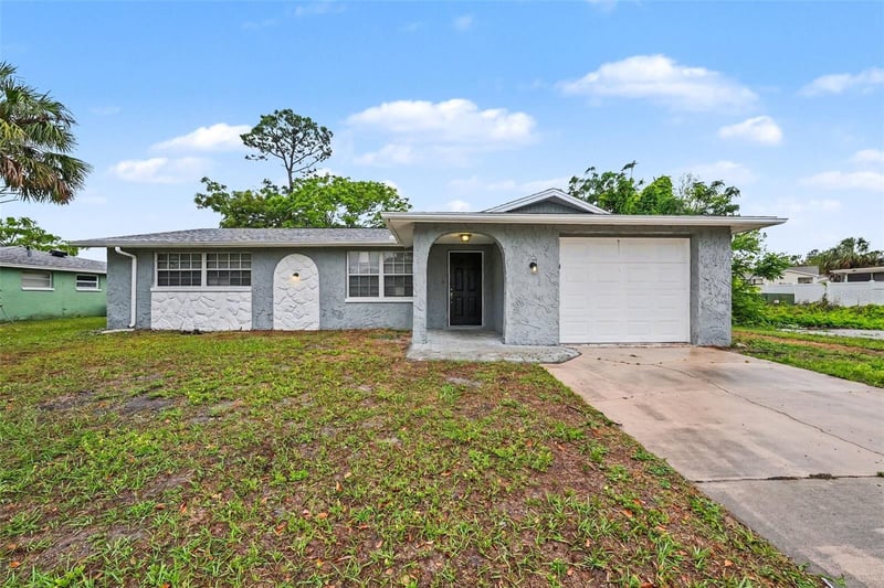 9141 Crabtree Ln, Port Richey, FL 34668
